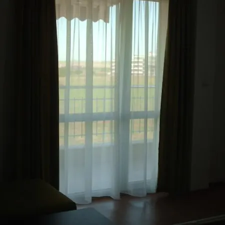 Rutland Apart-hotel Ravda