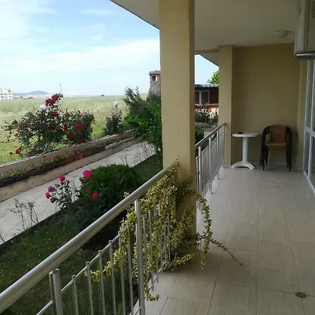 Rutland Apart-hotel Ravda