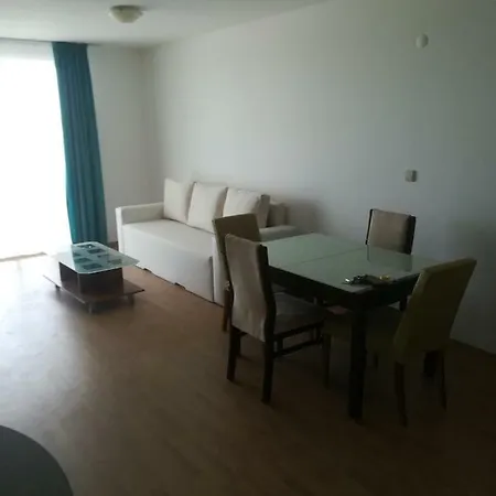 Rutland Apart-hotel Ravda