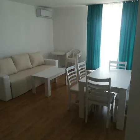 מלון דירות Rutland רבדה