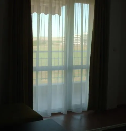 Rutland Hotel apartamentowy Rawda