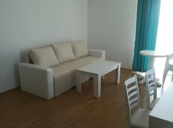 Rutland Hotel apartamentowy 3*